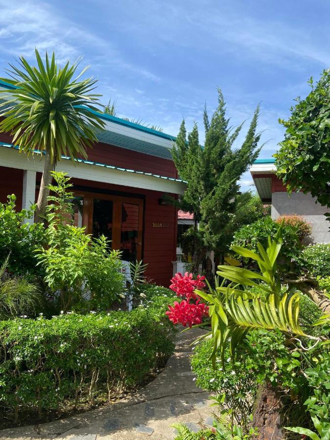 Thai Smile Bungalows Koh Lanta Exterior photo